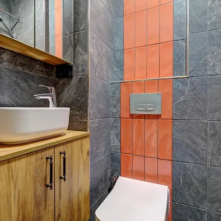 In The Center Of Istanbul, 300m From The Bosphorus, Fully Furnished, 2023 Brand New Studio * Istambul